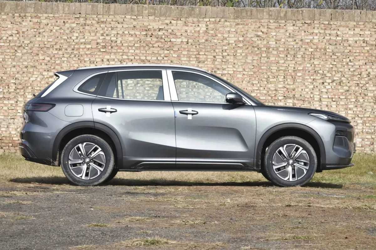 Гібрид  GEELY GALAXY Starship 7 EM .  AUTOCHINA Кривий Ріг .