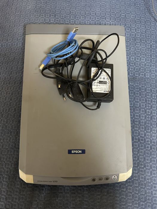 Сканер Epson Perfection 1270