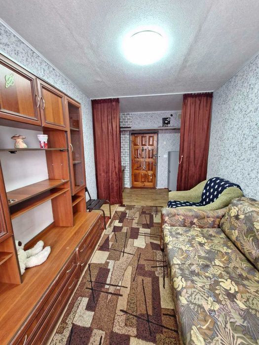 Продам мебльовану кімнату в гуртожитку