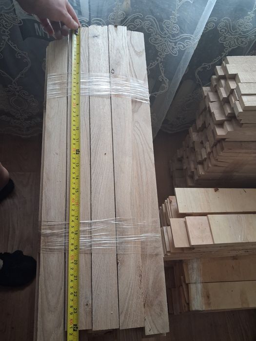 Дошки дубові та палки