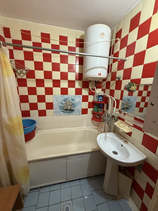 Продаж 3 кімнатної квартири р-н Попова(РАЦС)