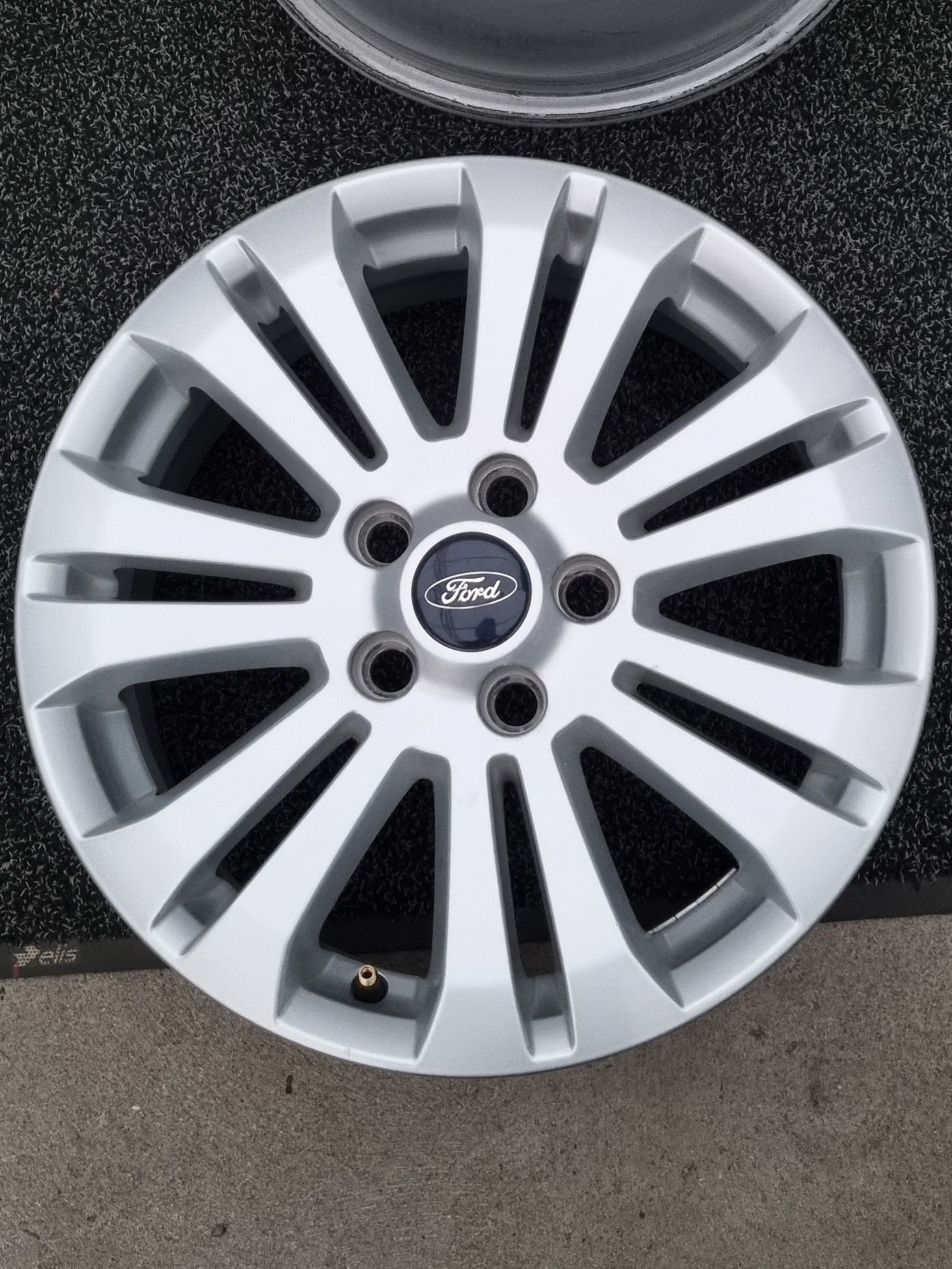 Felgi Alu 16" Ford Focus MK3 MK4 Mondeo MK4 S-Max Galaxy C-Max 5x108