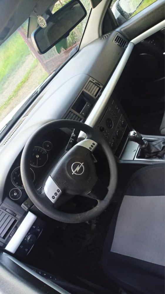 Opel Vectra C GTS 2.0 DTL