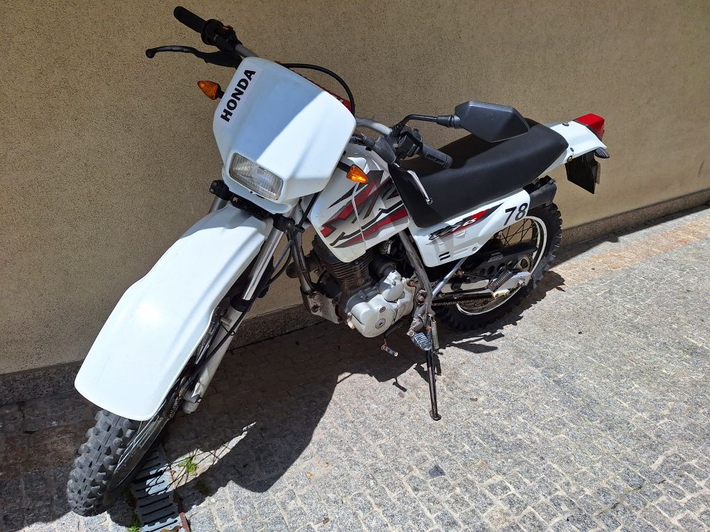 Honda XLR 125 es