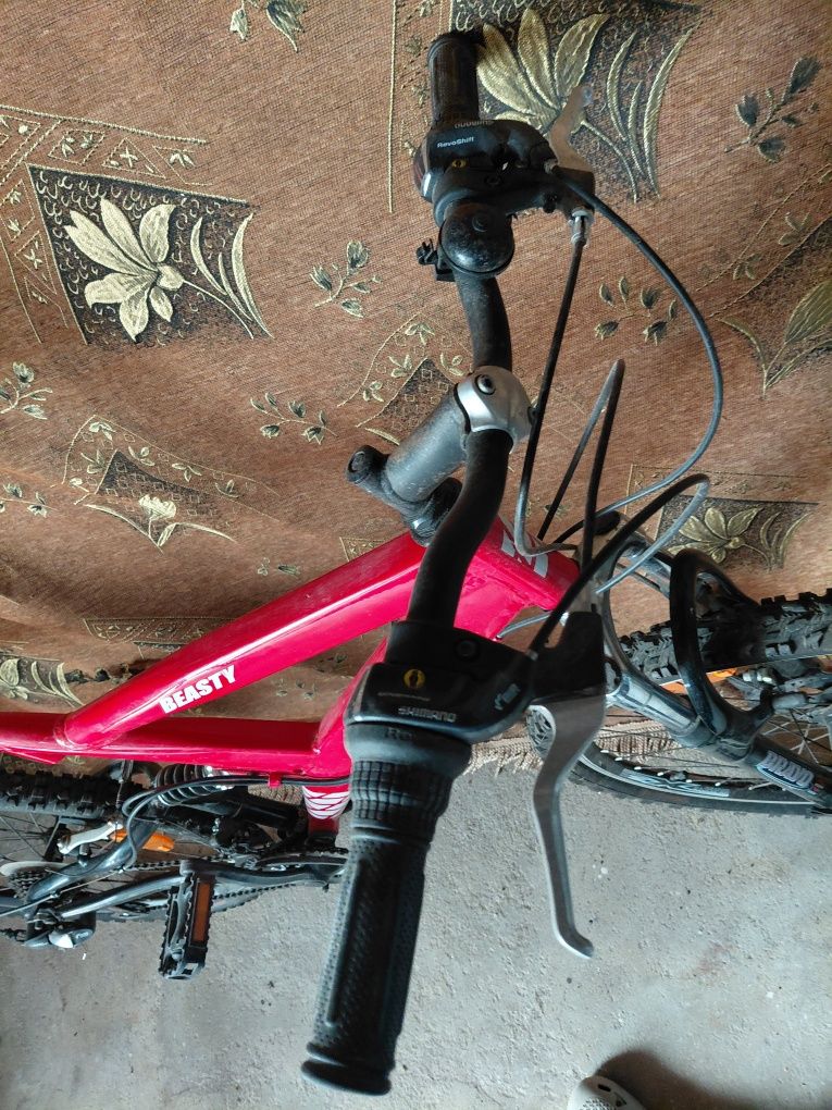 Bicicleta suspensão total