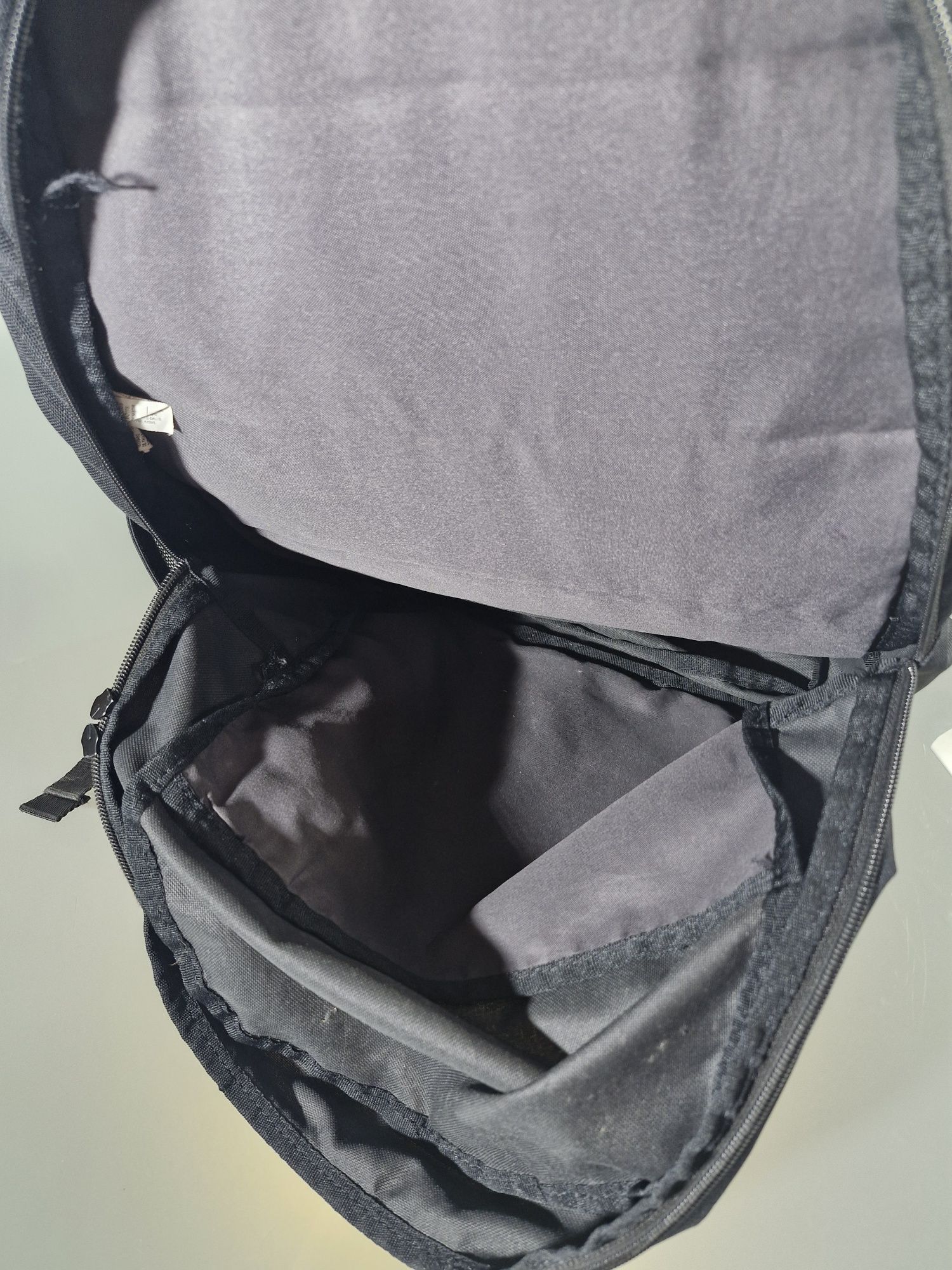 NIKE Elemental Plecak Młodzieżowy 20L Czarny Sportowy Uszkodzony Zamek