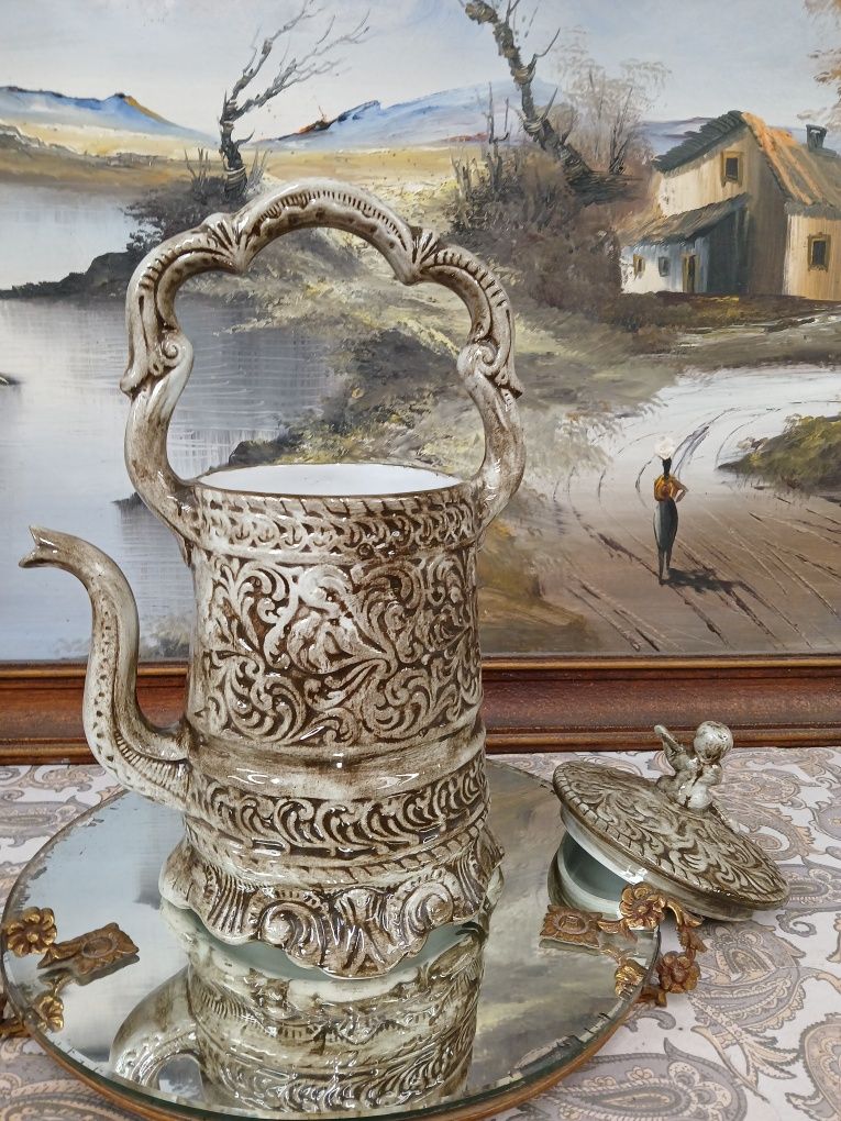Cafeteira em faiança  vintage