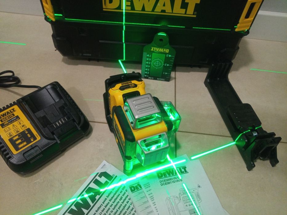 Laser DeWalt DCE 089G, 2025r ,zielony, zestaw