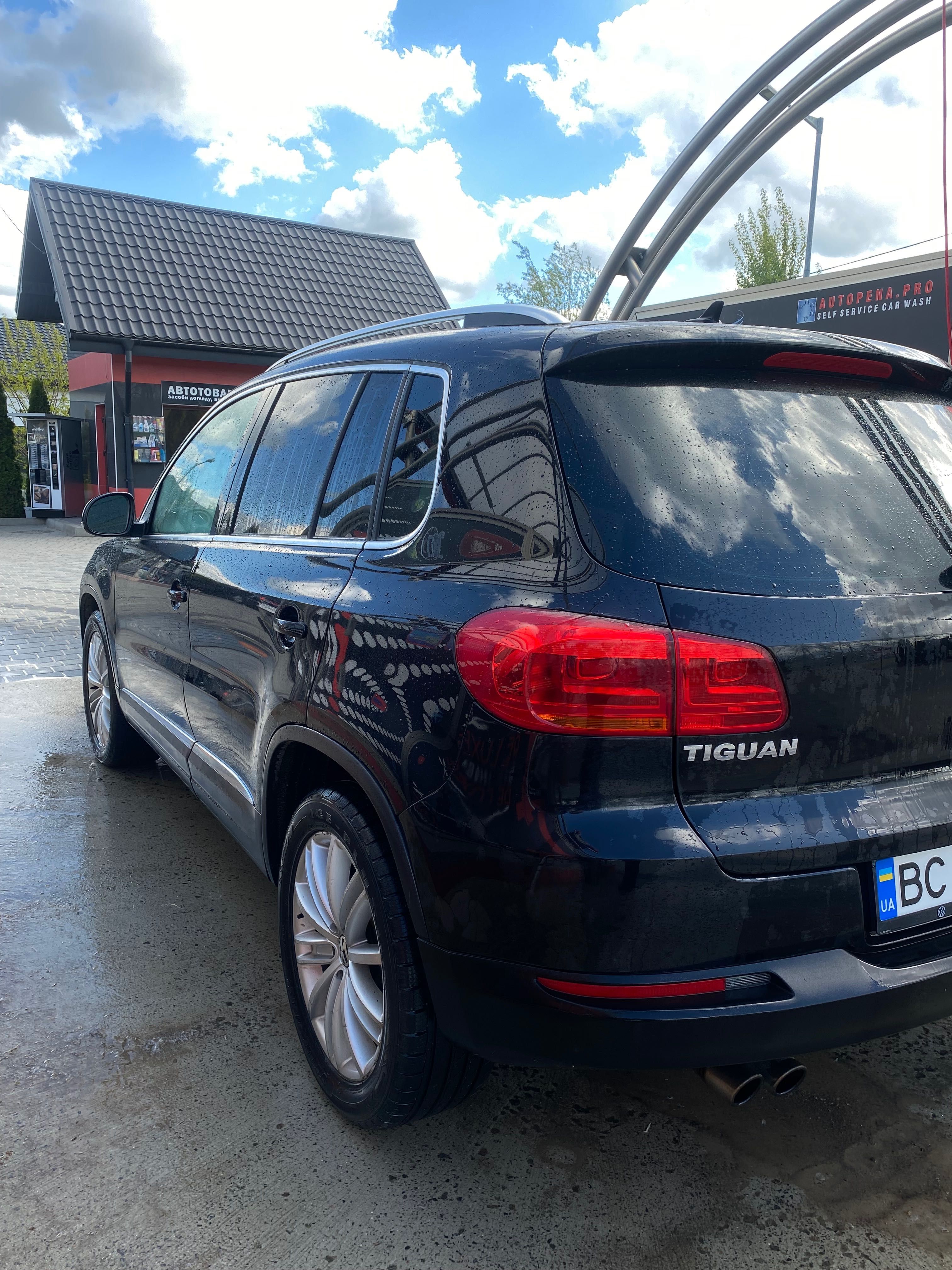 Продається Volkswagen Tiguan