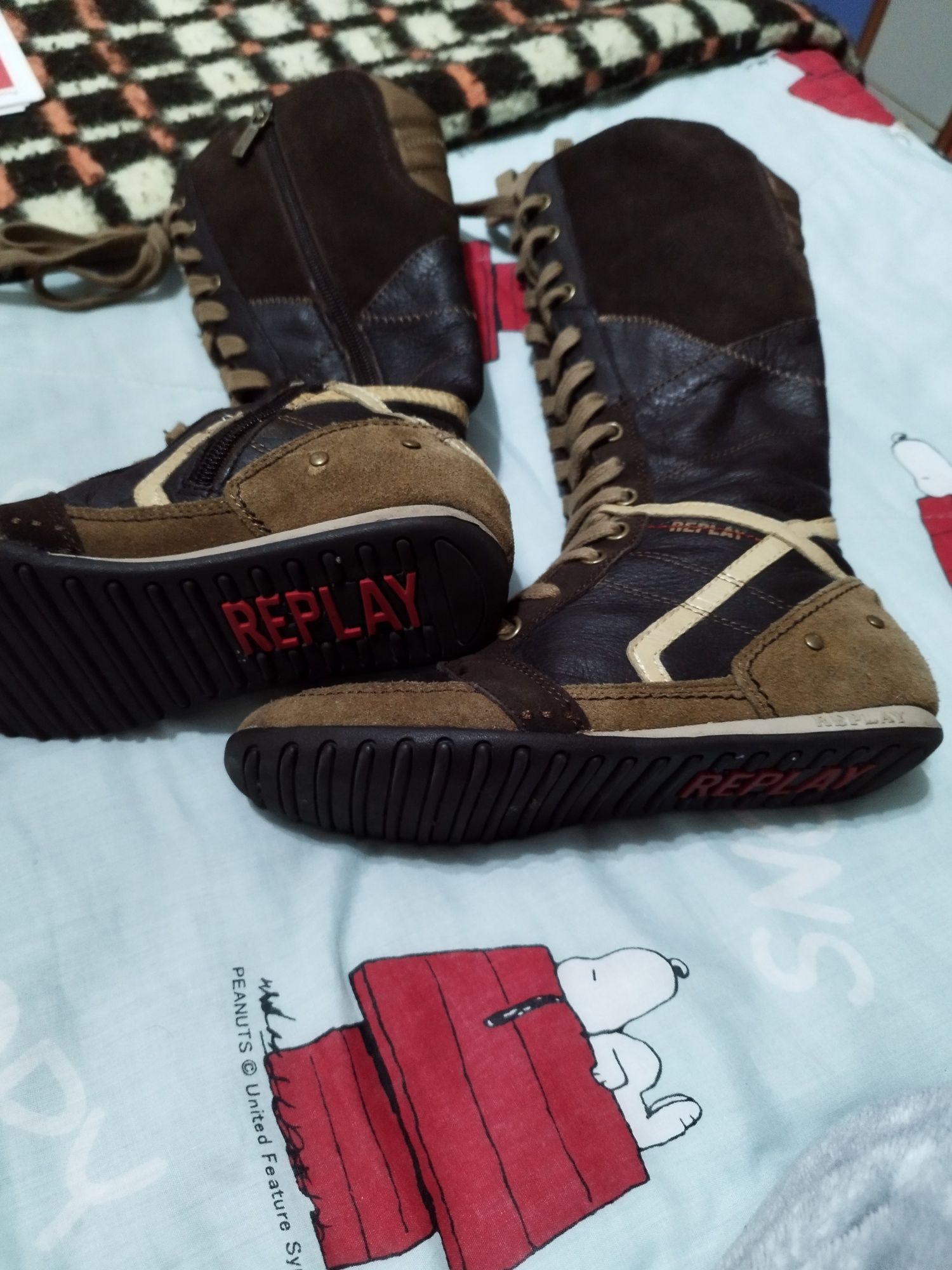 Bota sapatilha tons castanho