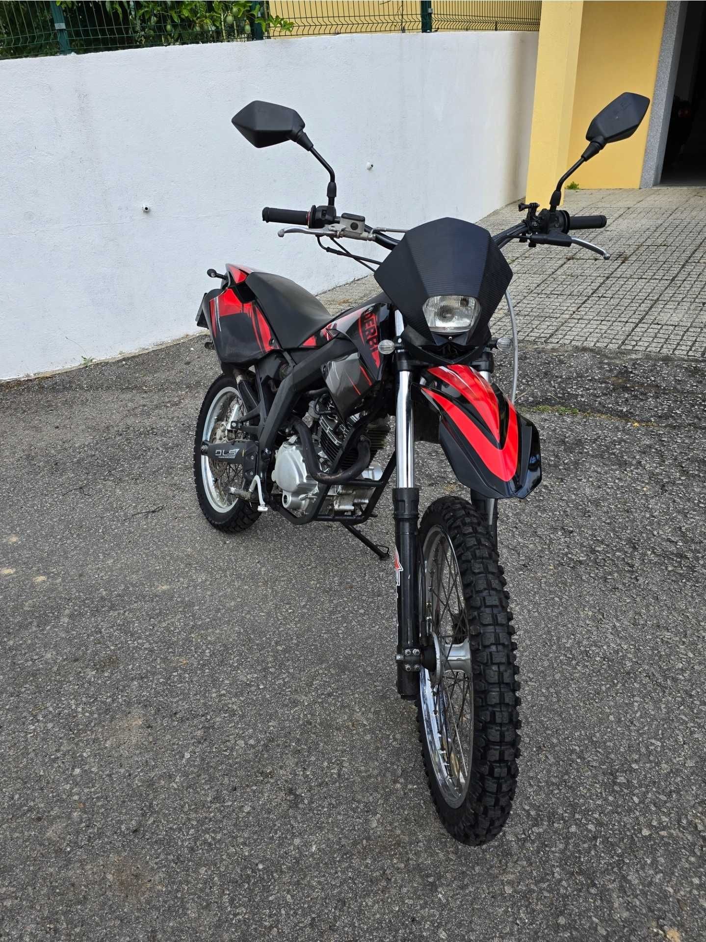 Derbi senda 125cc Moto 125