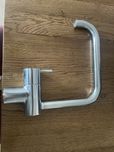 Bateria umywalkowa Vola KV1 srebrna