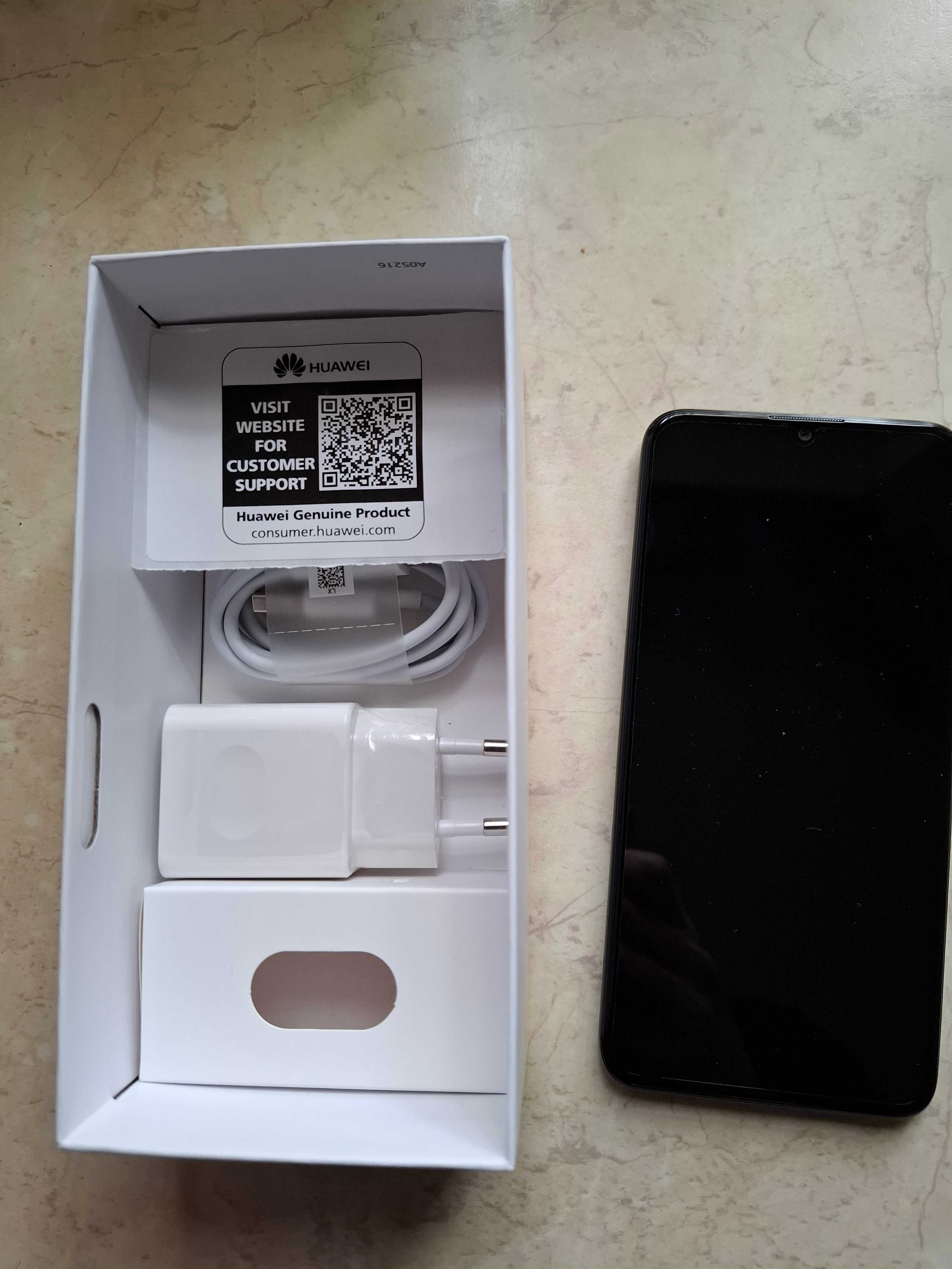 Smartfon Huawei P Smart 2019 4 GB / 64 GB czarny