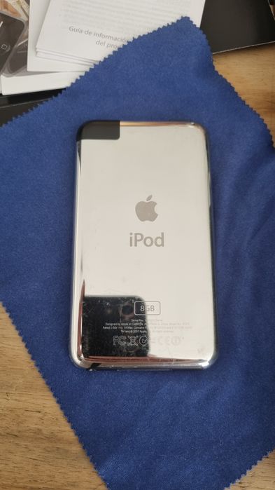 Vendo iPod touch 1st gen