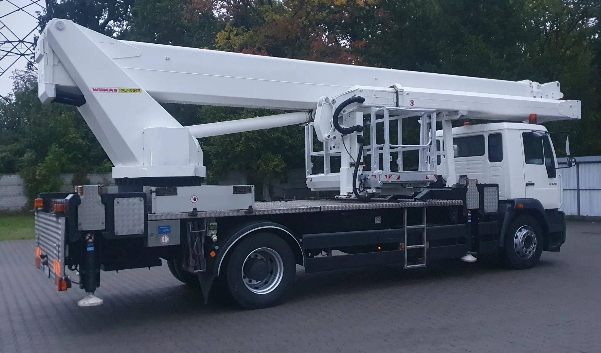 MAN LE 18.280 4x2 - Wumag WT 450 - Podnośnik 45m ZWYŻKA jak PALFINGER Ruthmann Multitel GSR - UDT zarejestrowany  45 m WUMAG Elevant Palfinger WT 450 Podnośnik koszowy zwyżka Ruthmann