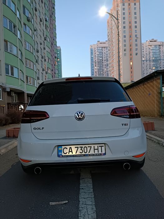 Volkswagen Golf 7 1.8 tsi