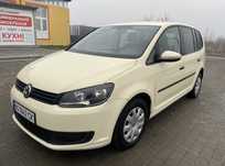 Оренда автомобіля Volkswagen Touran, дизель, автомат, 500 грн/доба