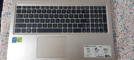 Laptop asus R540L