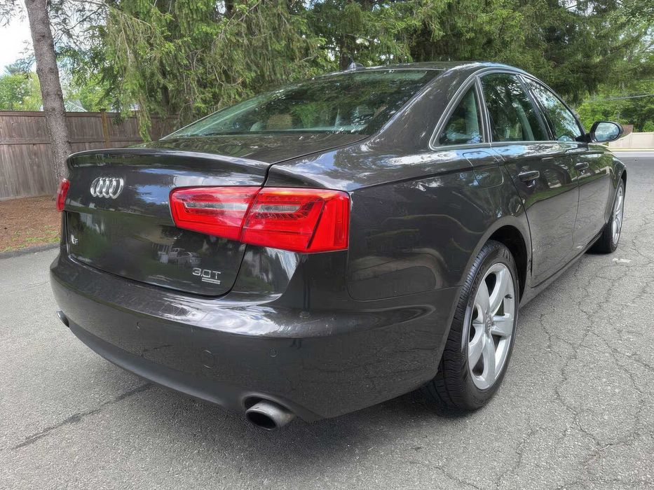 Audi A6 quattro Premium Plus      2012