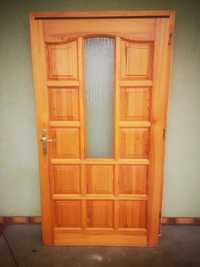 Drzwi drewniane z rama