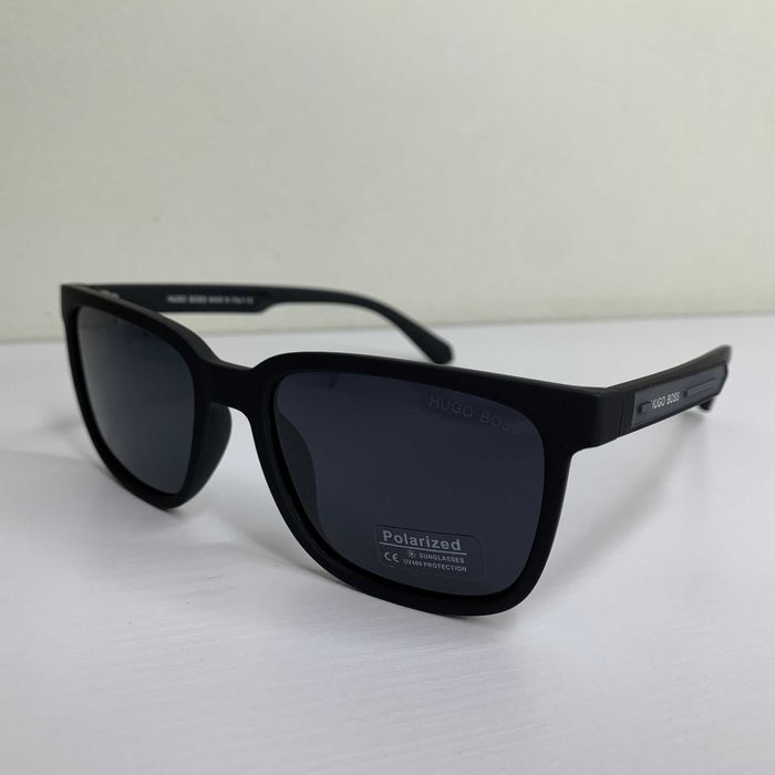 Сонцезахисні окуляри HUGO BOSS полароїд