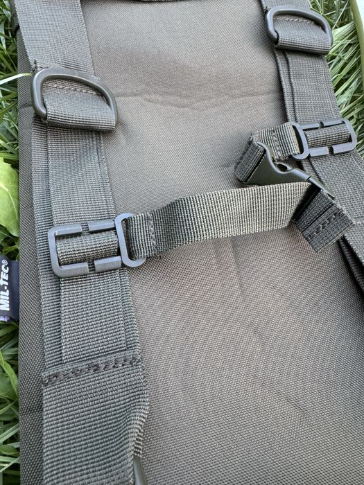 Camelbak MIL-TEC MOLLE неопреновый рюкзак-гидратор 3л Olive \ Coyote