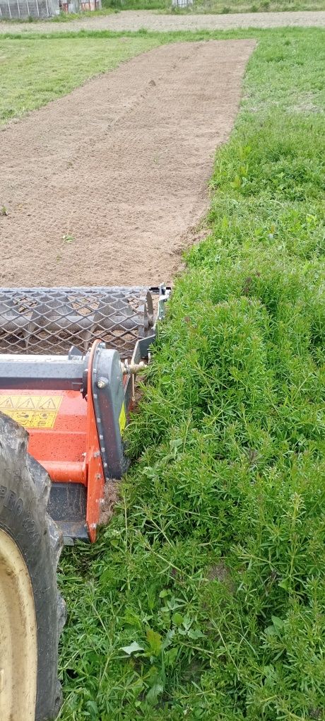 roboty ziemne minikoparka koparko-ładowarka wywrotka 3.5 t  usługi