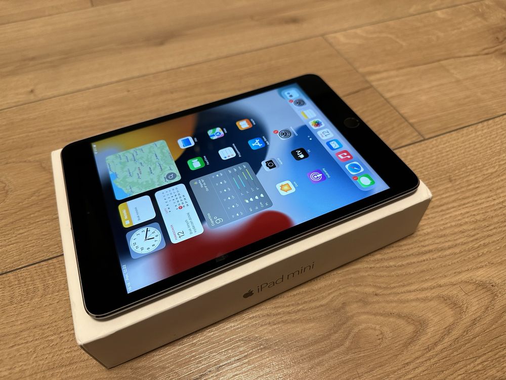 Idealny iPad Mini 4 128 GB SPACE GRAY w PERFEKCYJNYM stanie!