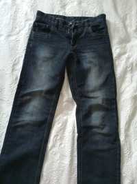 Klasyczne jeansy c&a 152