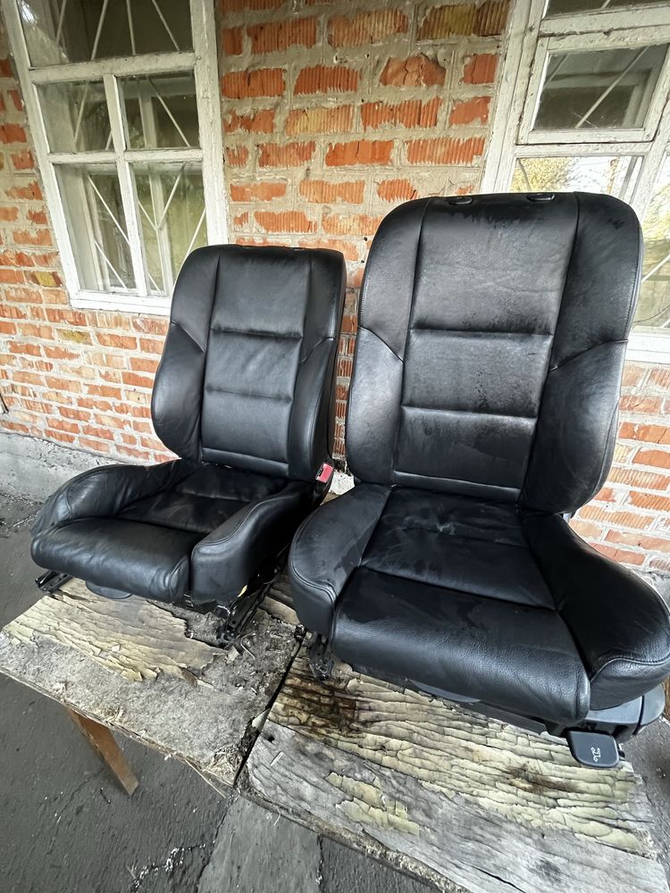 Продам сидение BMW Е60 Recaro