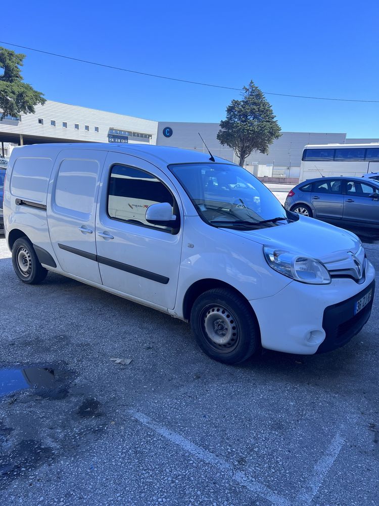 Renault kangoo maxi longa 2019 3 lugares