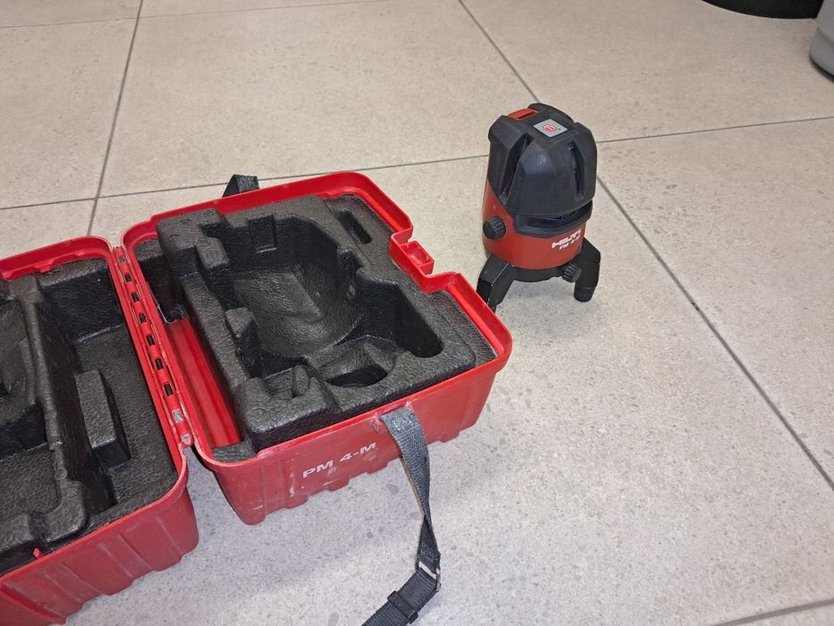 Лазерний рівень Hilti