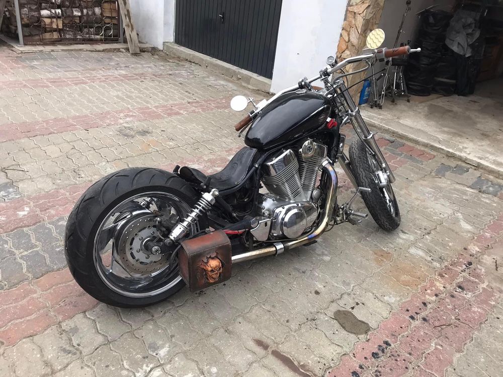 Suzuki Intruder 1400 Custom