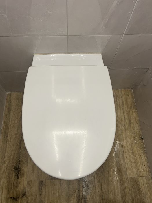 Унитаз по инсталяцию