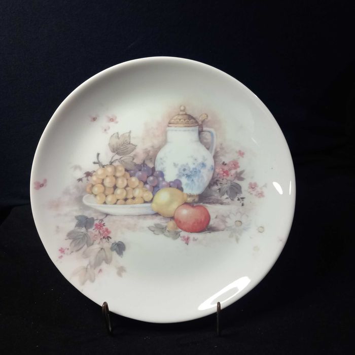 Conjunto de três pratos