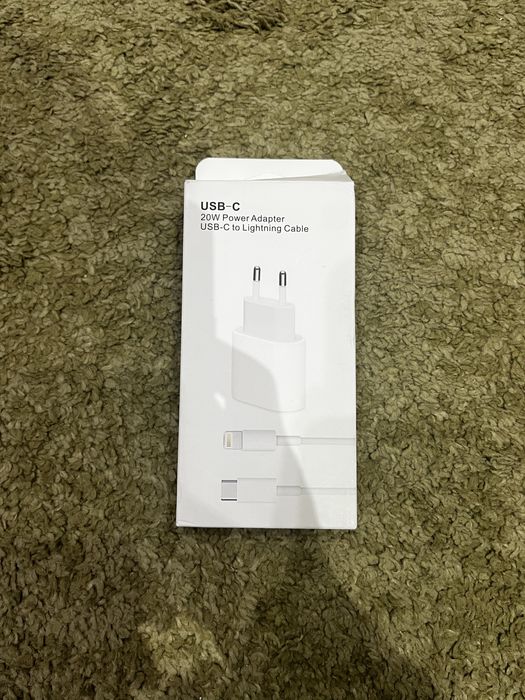 Adaptador + Carregador Lightning para iPhone