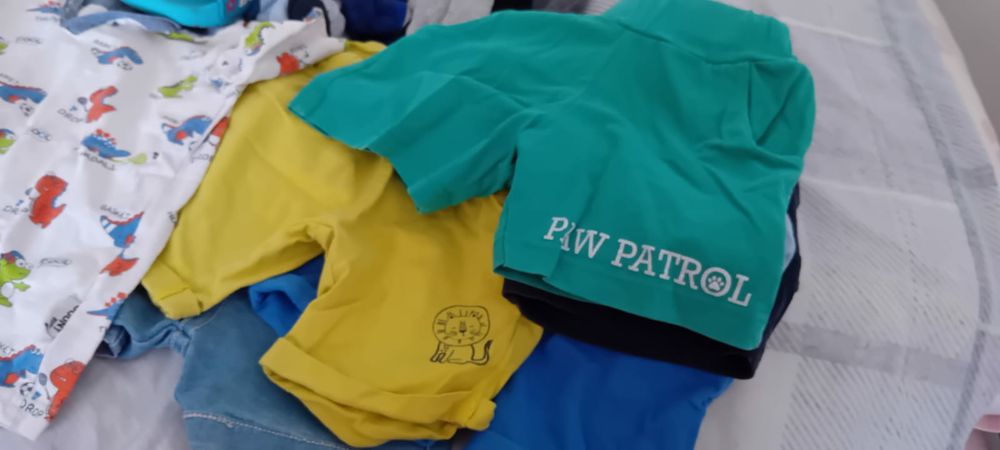 Lote roupa bebé/criança 2/3/4 anos (72 peças)
