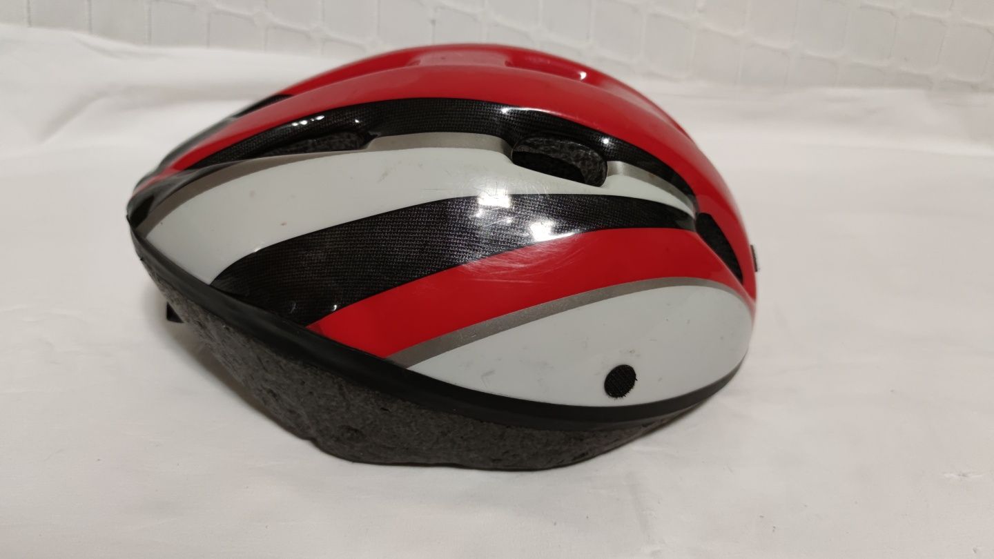 Велосипедный шлем. Размер 54-58.
