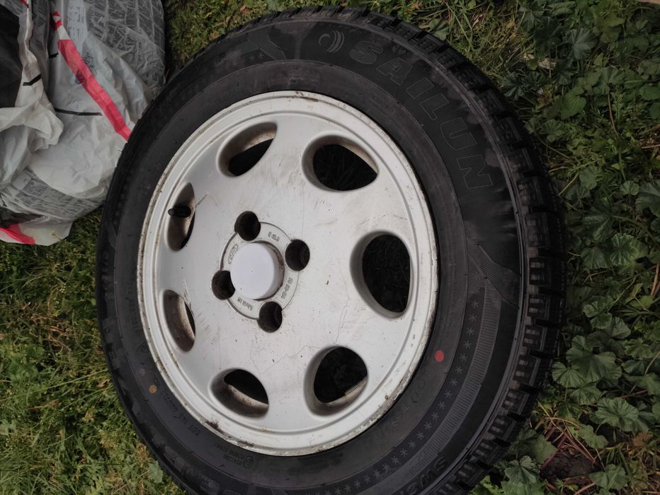 Ford Mondeo 1995 + В подарунок комплект запасних коліс на зиму