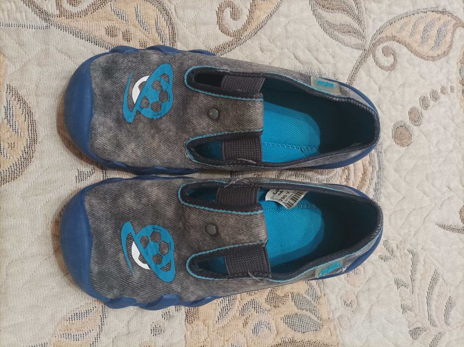 продам тапочки-мокасины