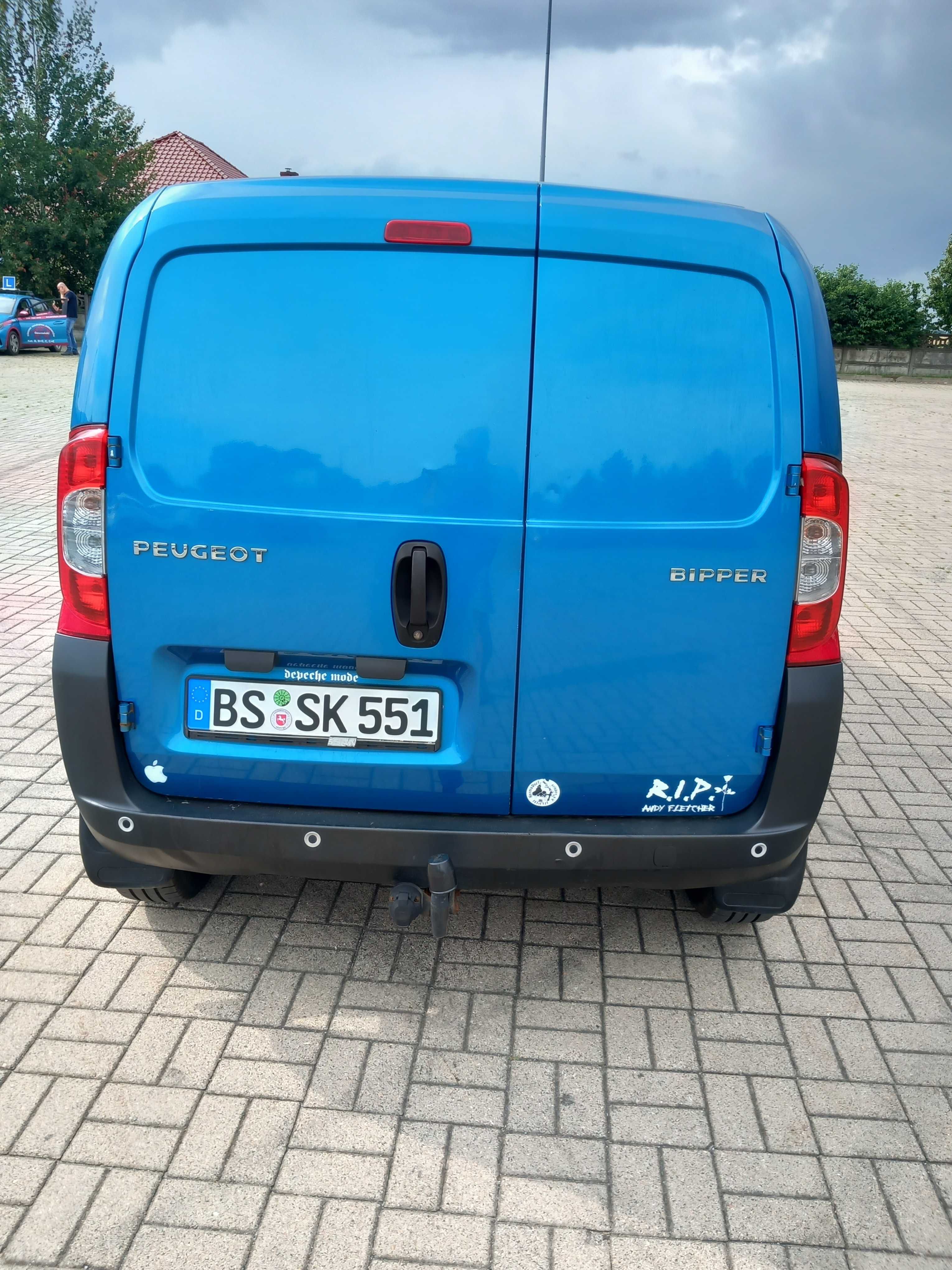 Sprzedam  samochod furgon blaszak