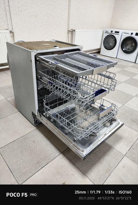 Посудомийна машина під вмонтування Siemens 60 см турбо сушка Zeolith