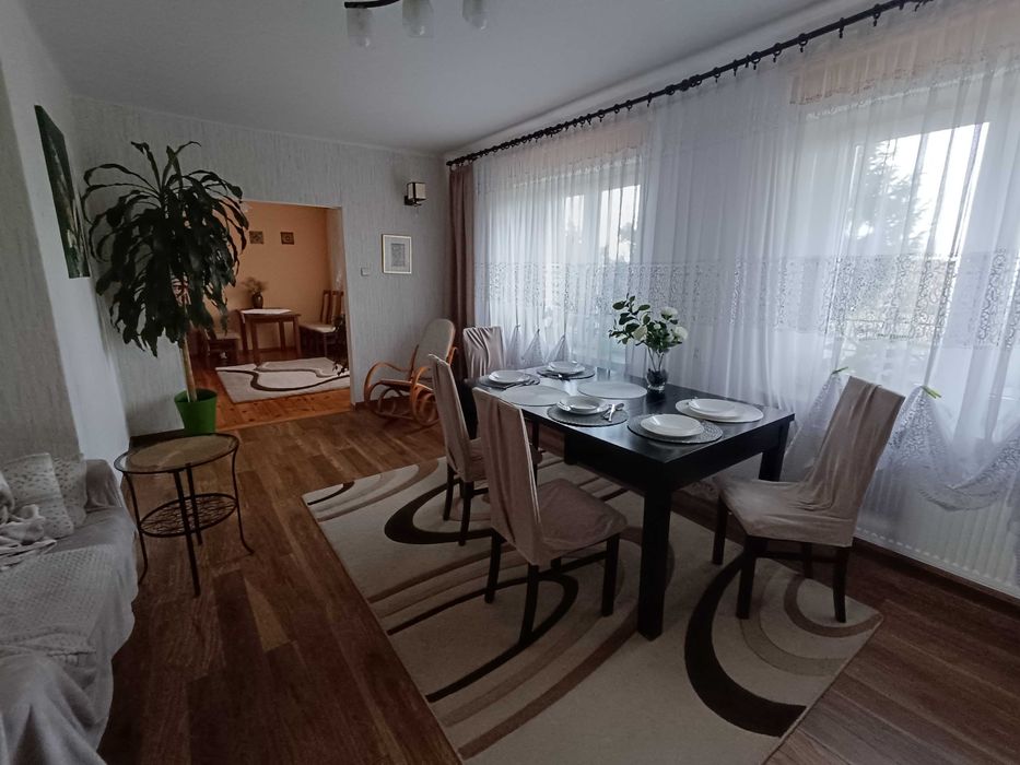 Siedlisko z domem po termomodernizacji w miejscowości Bielino