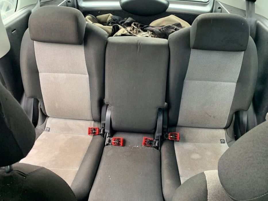 SKODA ROOMSTER kanapa tył tylna