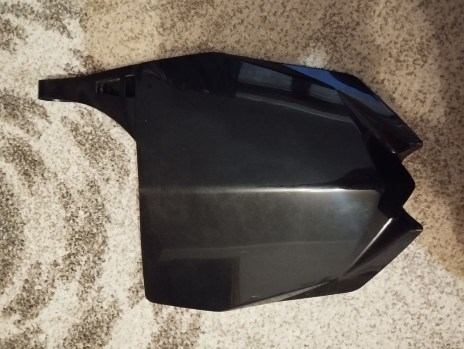 Sprzedam nowe plastiki do Yamaha yzf 250