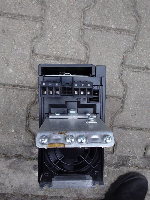 Falownik Danfoss VLT 2800 9.1A z filtrem sieciowym