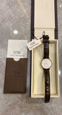 Nowy w opakowaniu krótką oryginalny zegarek Daniel Wellington damski