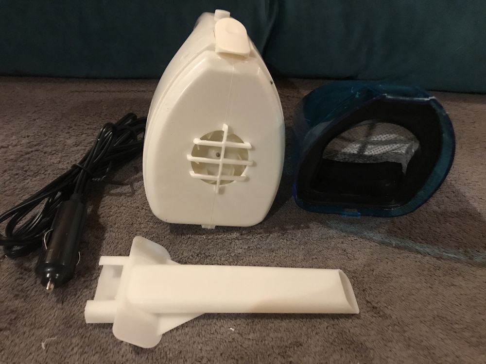 Odkurzacz samochodowy mały 12V - Vacuum Cleaner