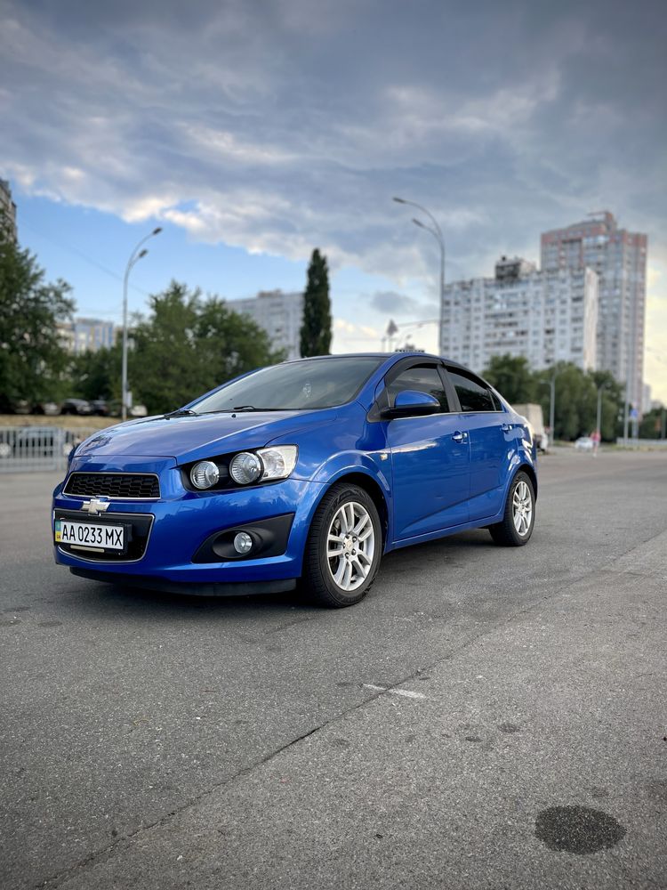 Chevrolet Aveo t300 1.6