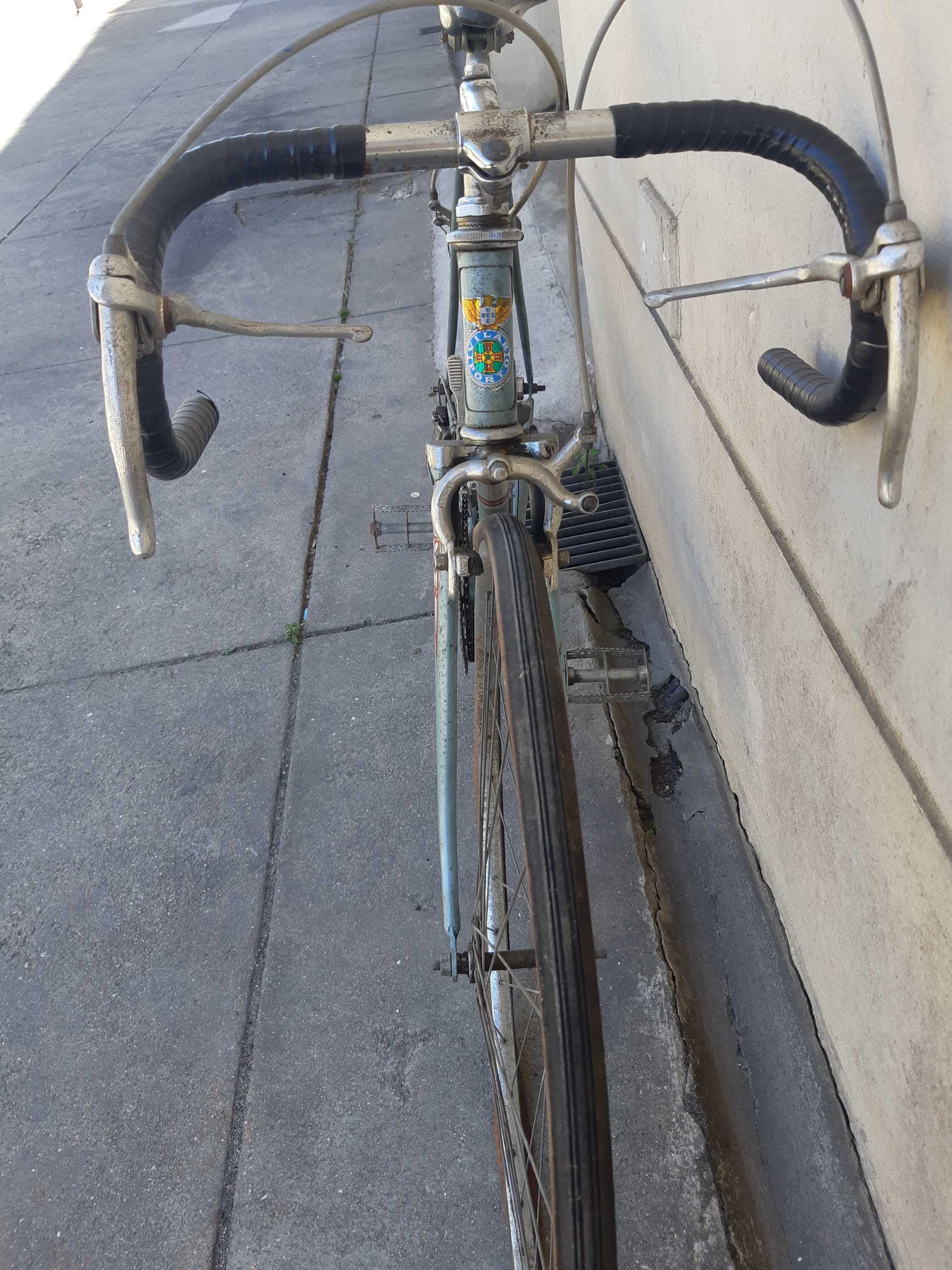 Vilar antiga roda 28
